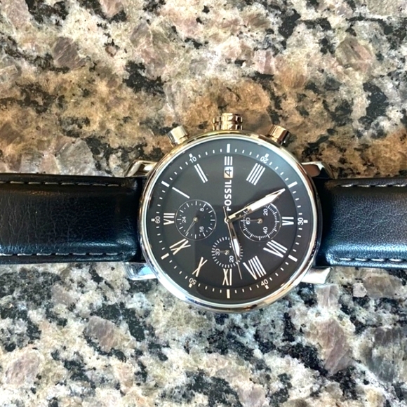 Fossil Black Leather Watch - Picture 1 of 5